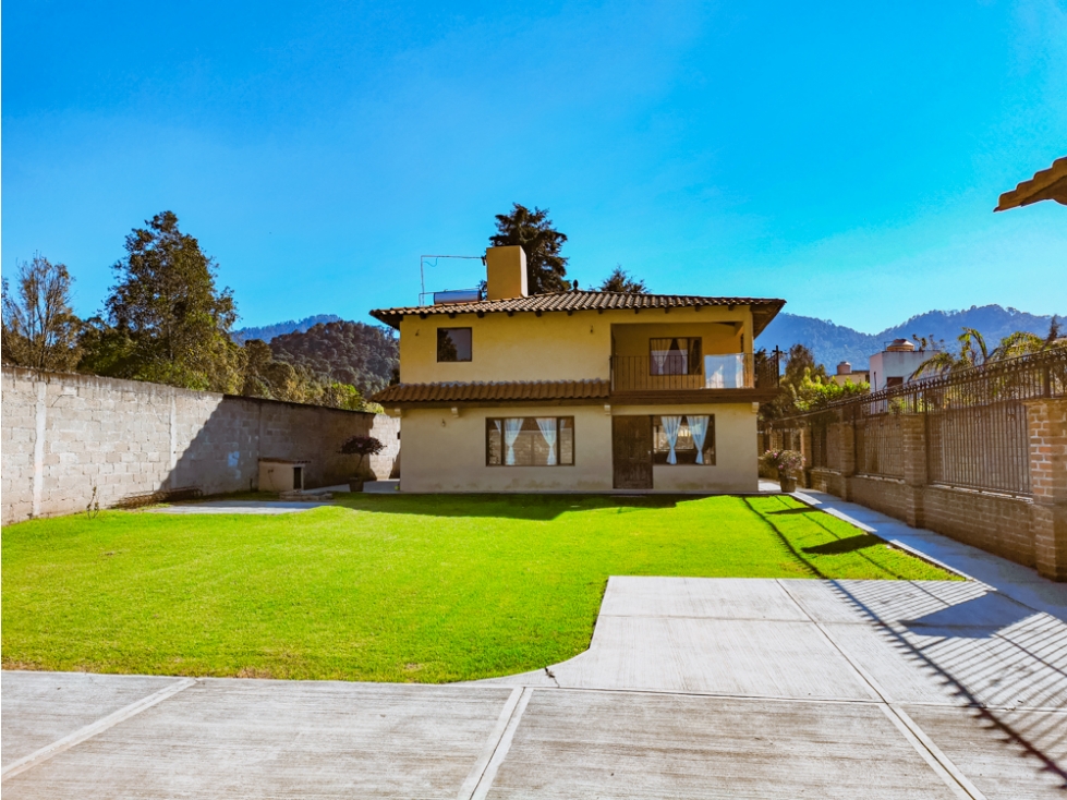 CASA EN RENTA CERCA DE AVANDARO, VALLE DE BRAVO — foto 2