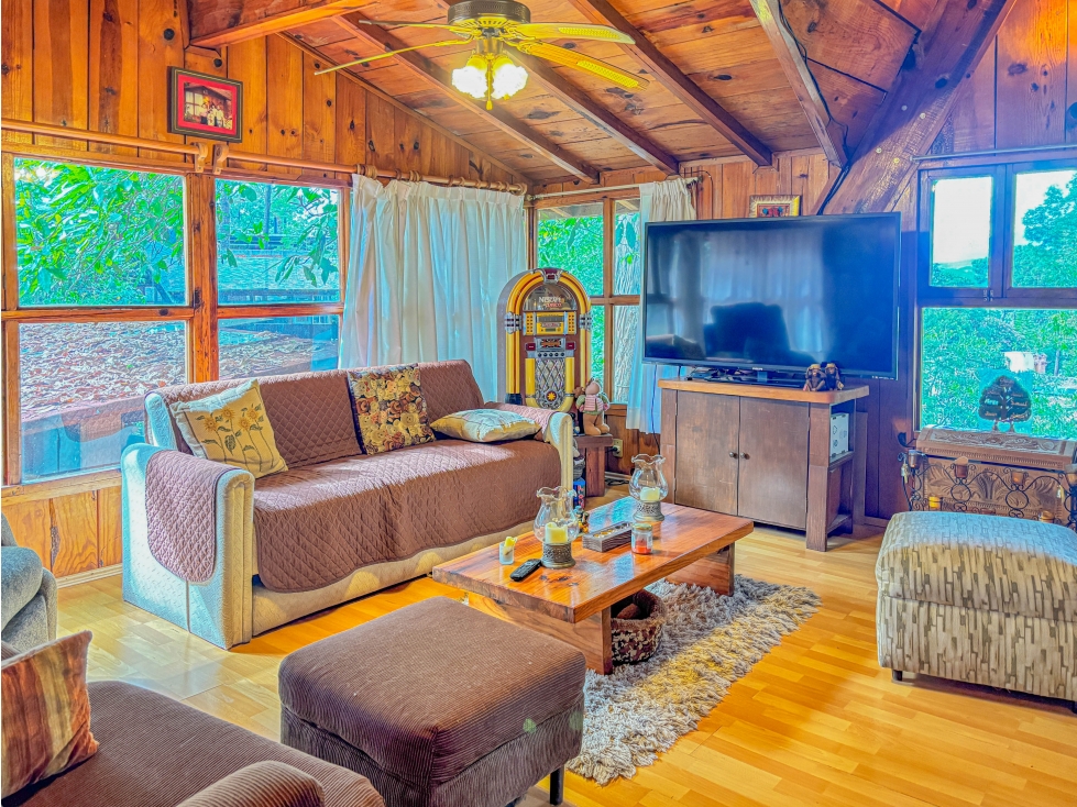 CABAÑA EN VENTA EN EL CENTRO DE AVÁNDARO | AMUEBLADA
