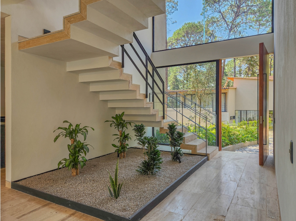 CASA NUEVA Y AMPLIA EN AVANDARO | DENTRO DE CONJUNTO RESIDENCIAL — foto 2