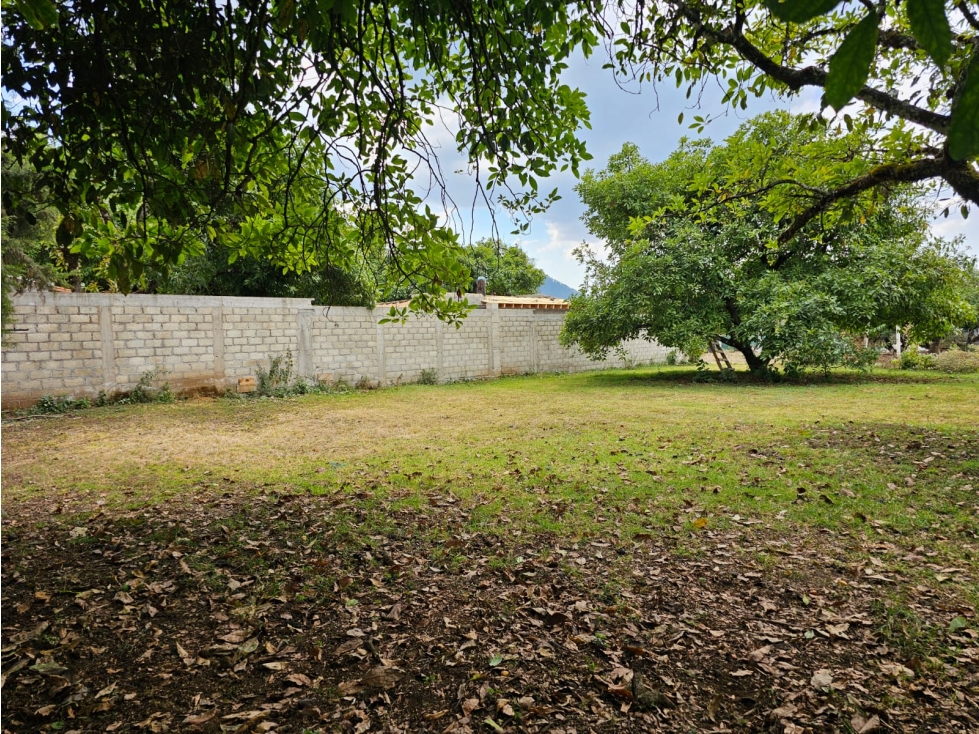 OPORTUNIDAD | LOTE EN VENTA A 5MIN DE AVANDARO | PROPIEDAD PRIVADA