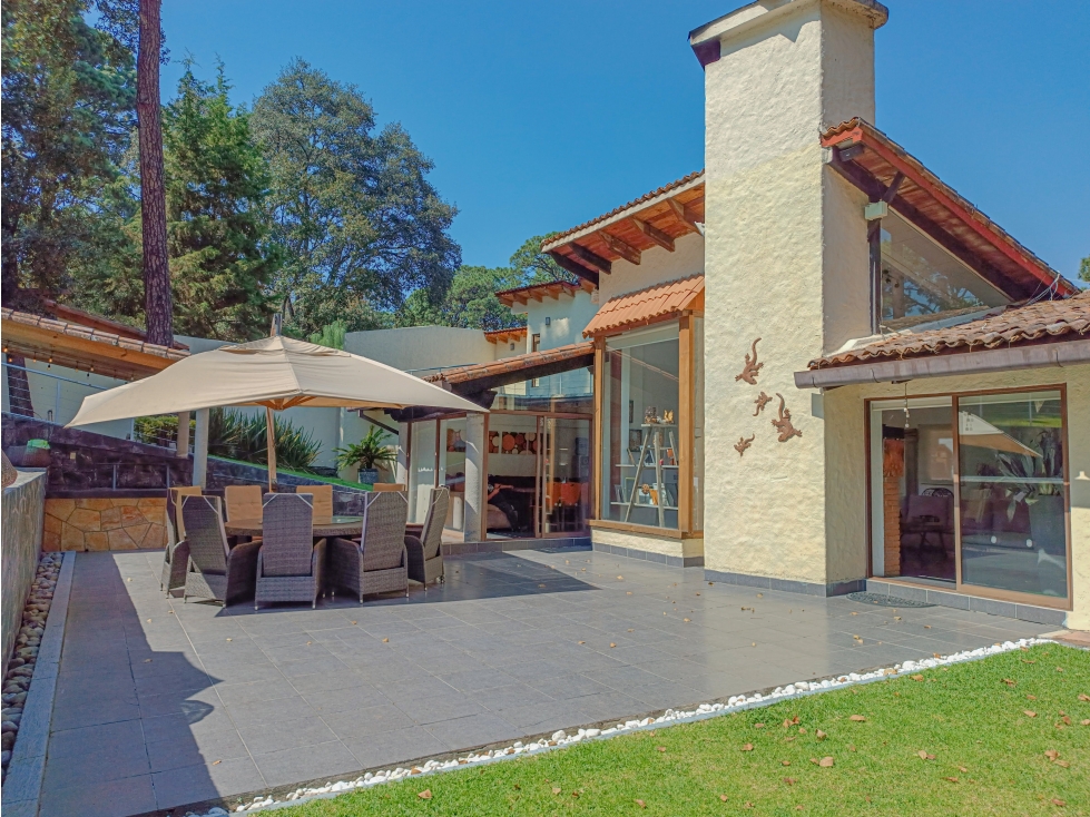 CASA EN VENTA CON ALBERCA EN EL CENTRO DE AVÁNDARO, VALLE DE BRAVO — foto 5