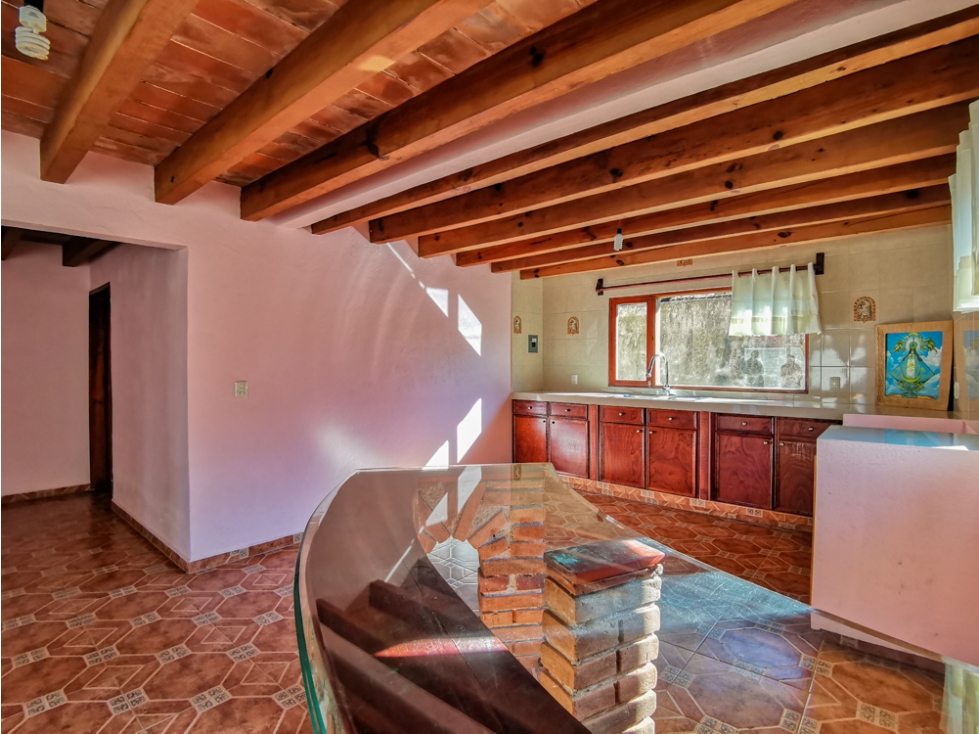 CASA EN RENTA CERCA DE AVANDARO, VALLE DE BRAVO - 1