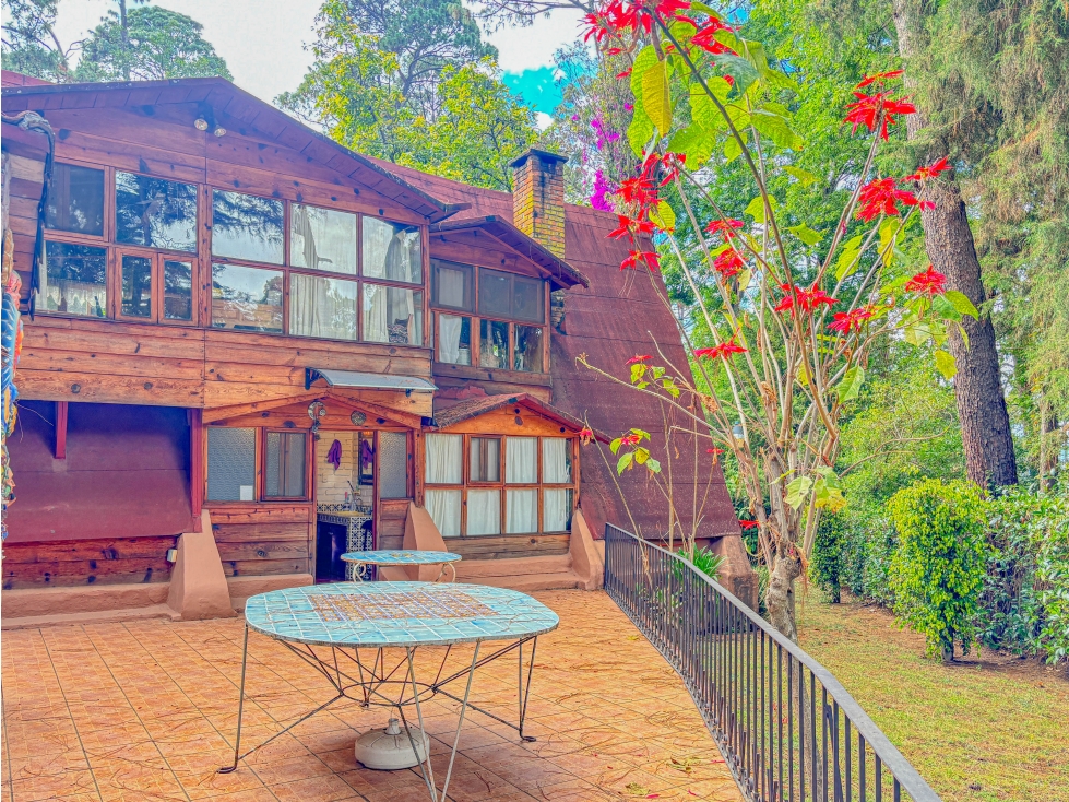 CABAÑA EN VENTA EN EL CENTRO DE AVÁNDARO | AMUEBLADA — foto 2