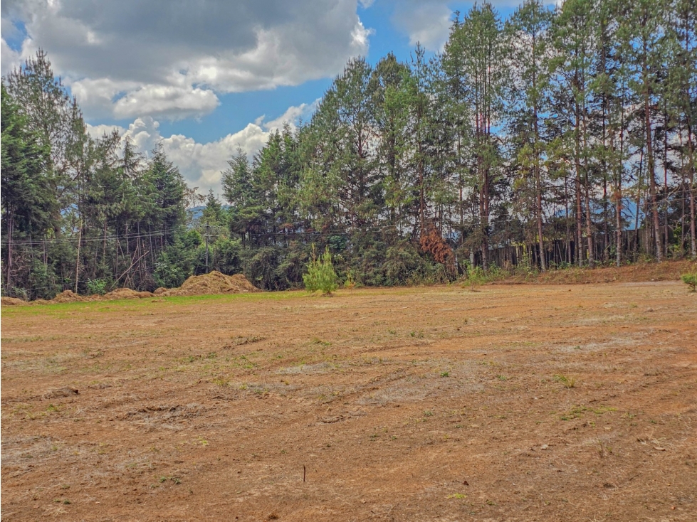 LOTE EN VENTA CON ALTO POTENCIAL EN ZONA ESTRATEGICA — foto 5