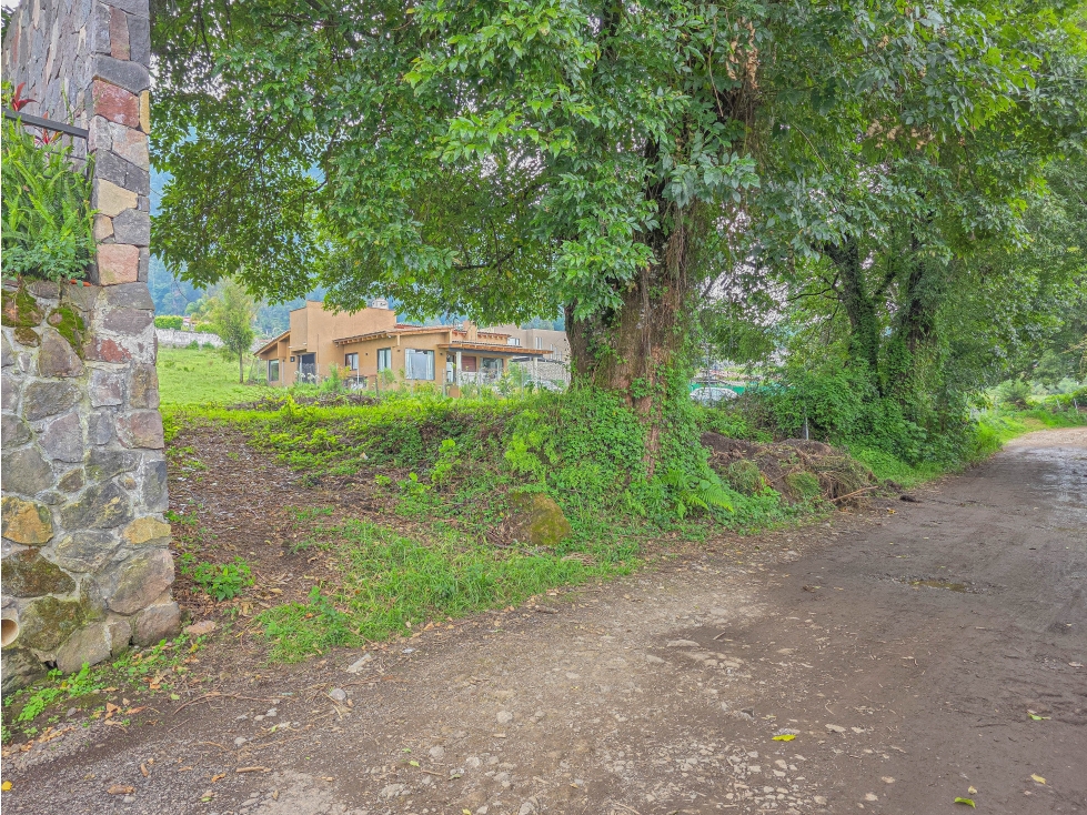 LOTE EN VENTA A 10 MINUTOS DEL CENTRO DE AVANDARO | PROPIEDAD PRIVADA — foto 6