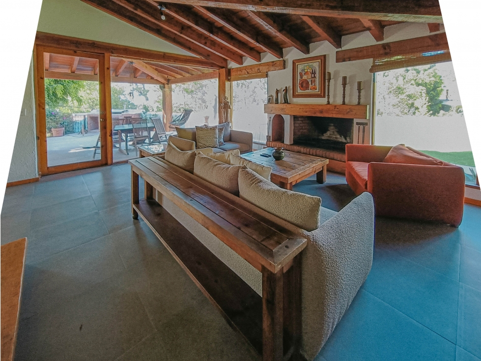 CASA EN RETA EN EL CENTRO DE AVANDARO, VALLE DE BRAVO — foto 6
