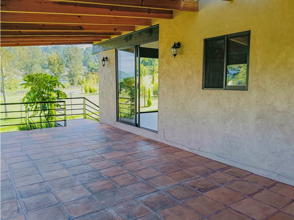 CASA DE CAMPO CERCA DE AVANDARO, VALLE DE BRAVO - 4