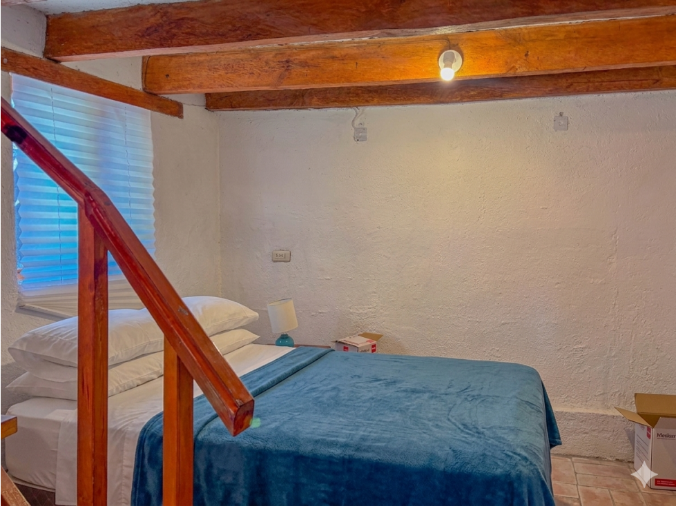 CASA AMPLIA CON BUNGALOW CON EXCELENTE UBICACION EN AVANDARO — foto 5