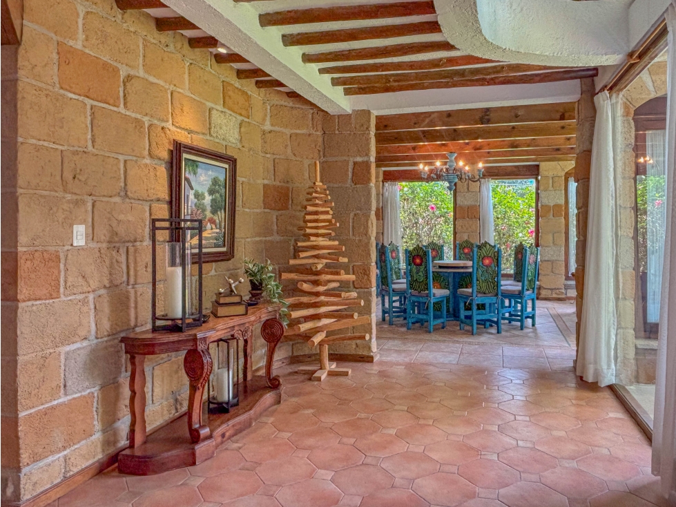 CASA AMPLIA CON JARDIN GRANDE EN VENTA | EXCELENTE UBICACION — foto 5