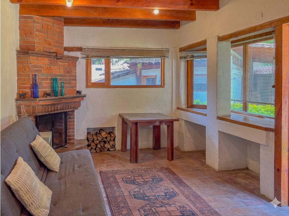 CASA AMPLIA CON BUNGALOW CON EXCELENTE UBICACION EN AVANDARO — foto 6