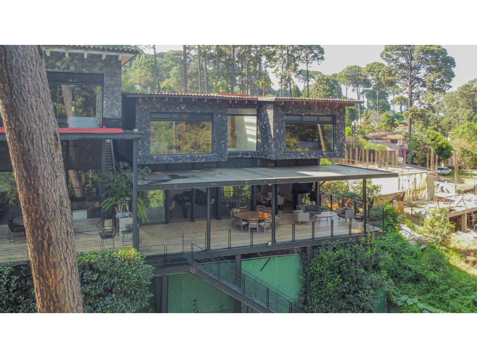 CASA AMUEBLADA EN VENTA EN AVÁNDARO, VALLE DE BRAVO — foto 2