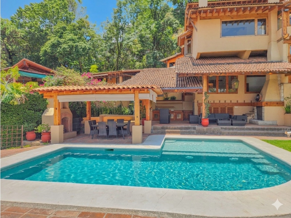 CASA AMUEBLADA EN RENTA CON VISTA AL LAGO