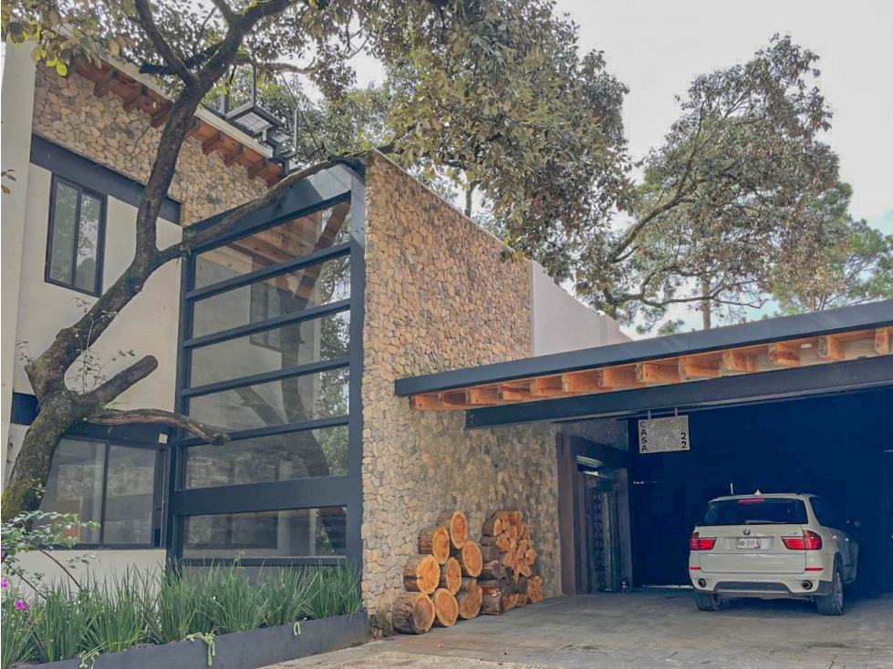 CASA EN VENTA EN FONTANA PURA AVANDARO