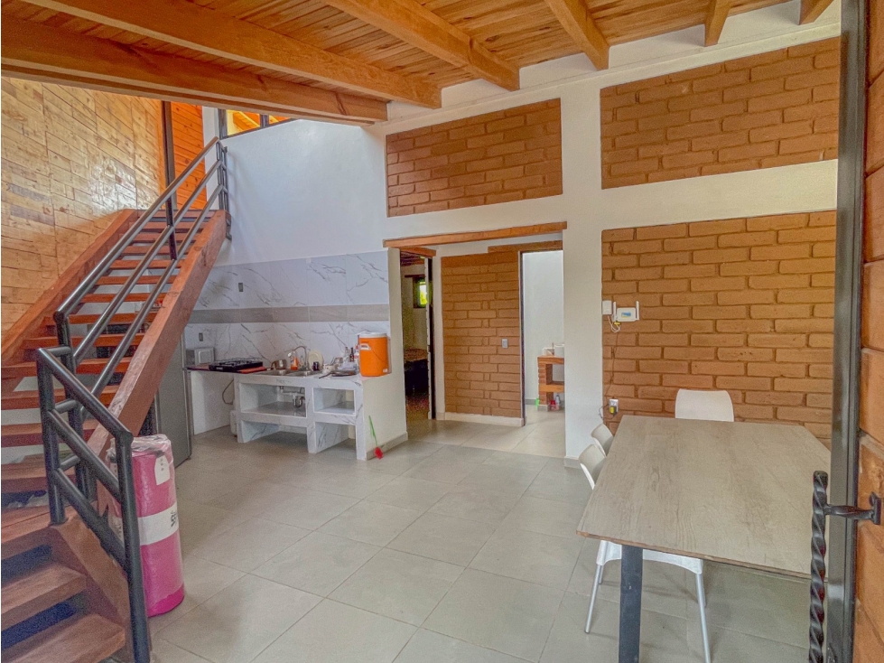 CASA NUEVA EN RENTA EN ACATITLAN, VALLE DE BRAVO