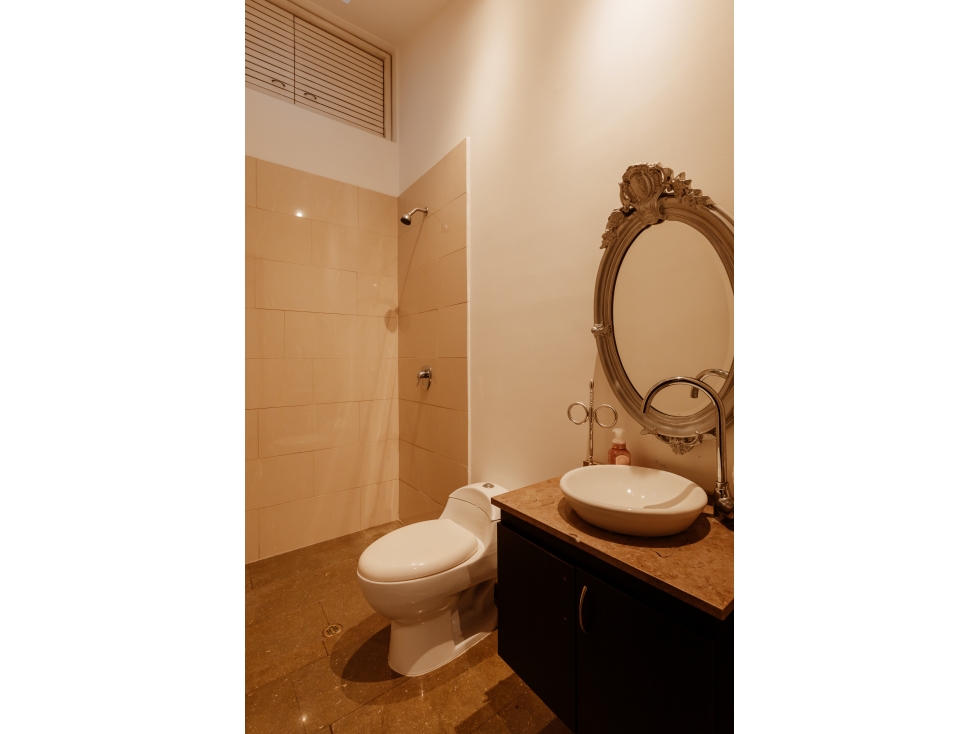 CASA CAMPESTRE EN VENTA EN ENVIGADO ALTO DE LAS PALMAS CON VISTA — foto 4