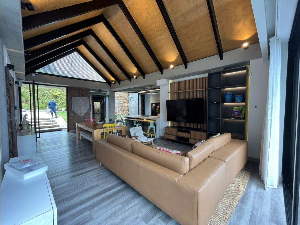 VENTA CASA LOMA DEL ESCOBERO PARTE BAJA, ENVIGADO, UNIDAD CERRADA — foto 5