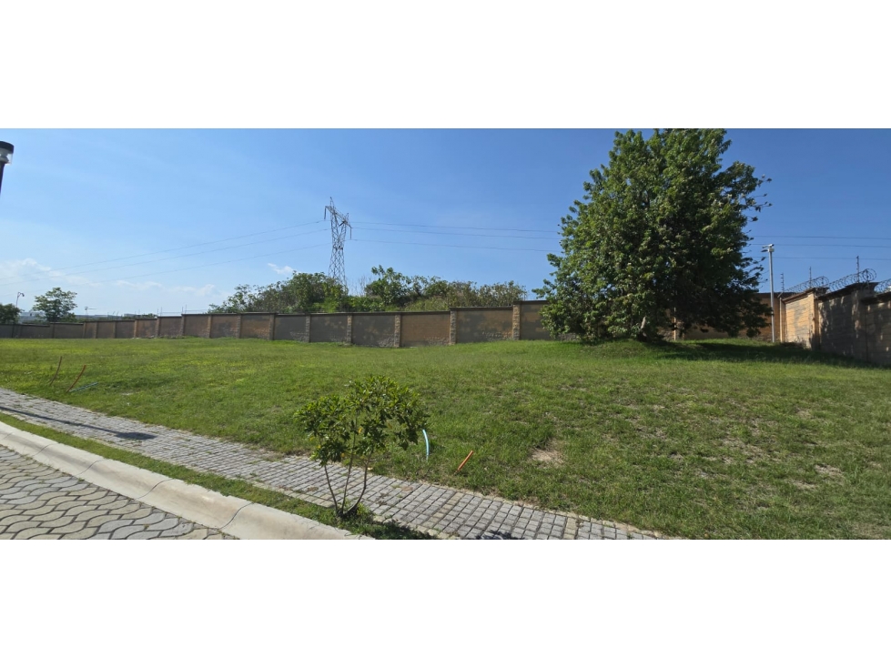 VENTA DE LOTE DE TERRENO PARQUE ANAHUAC LOMAS DE ANGELOPOLIS CASCATTA - 2