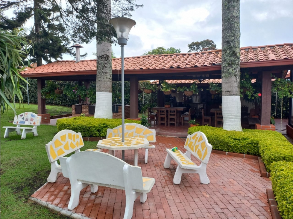 Hermosa finca en Llano Grande sector Chocolin — foto 6