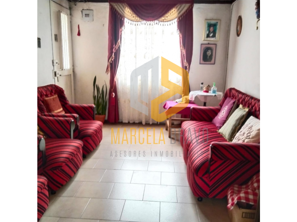 EN VENTA HERMOSA CASA. BARRIO CHAMBU.SC - 1