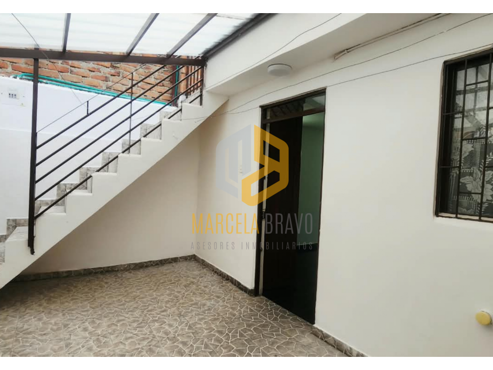 SE ARRIENDA AMPLIA CASA EN BARRIO MIJITAYO.MB — foto 2