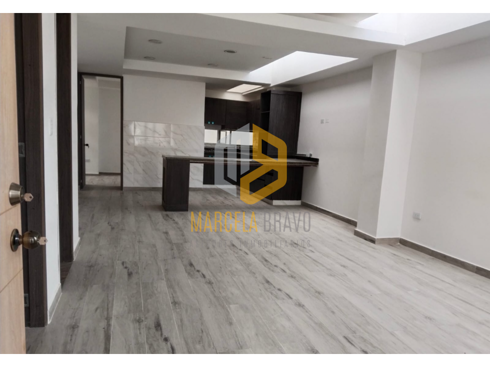 EN VENTA LINDO PENTHOUSE PARA ESTRENAR.SECTOR TEJAR.SC