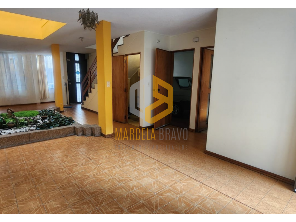 EXCLUSIVA CASA EN VENTA BARRIO LA COLINA.MB - 1