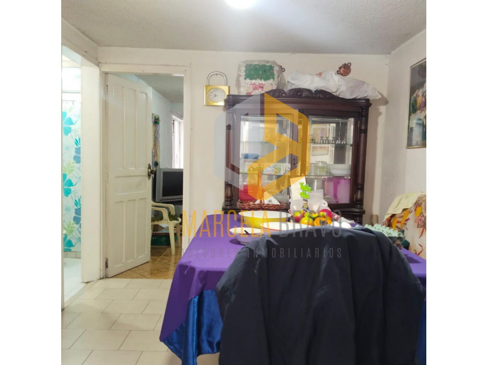 EN VENTA HERMOSA CASA. BARRIO CHAMBU.SC - 3