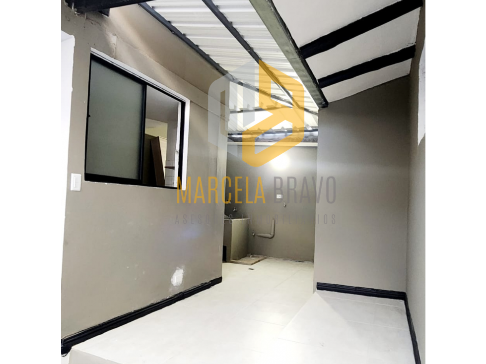MAGNIFICA CASA EN ARRIENDO SOBRE LA AVENIDA PANAMERICANA .MB — foto 4