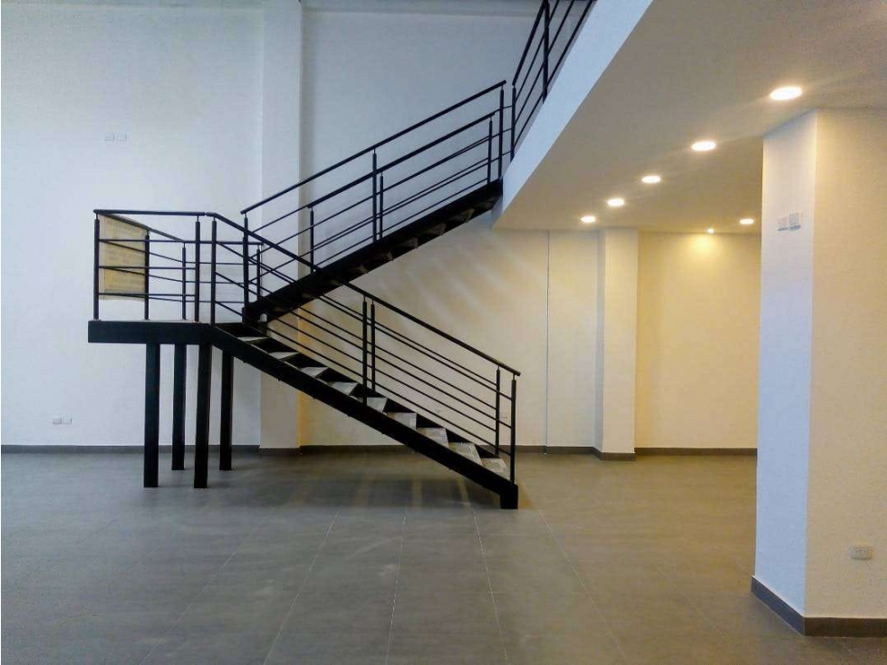 VENTA AMPLIO LOCAL EN EL CENTRO DE LA CIUDAD DE PASTO - SC - 2