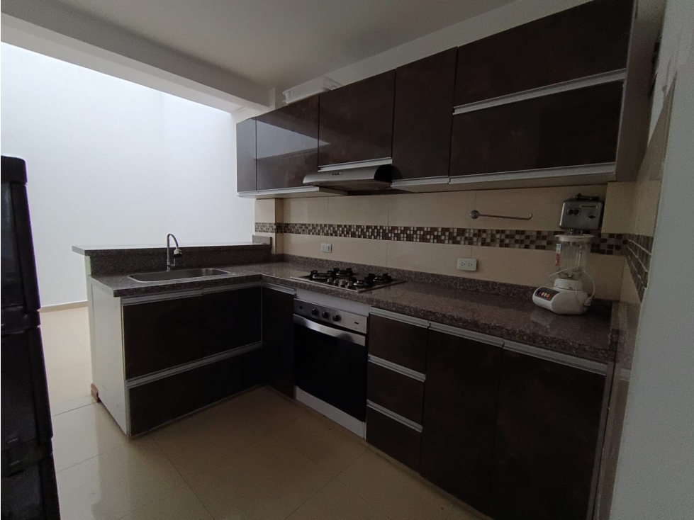 EN VENTA LINDA CASA EN EL BOSQUE.SC — foto 3