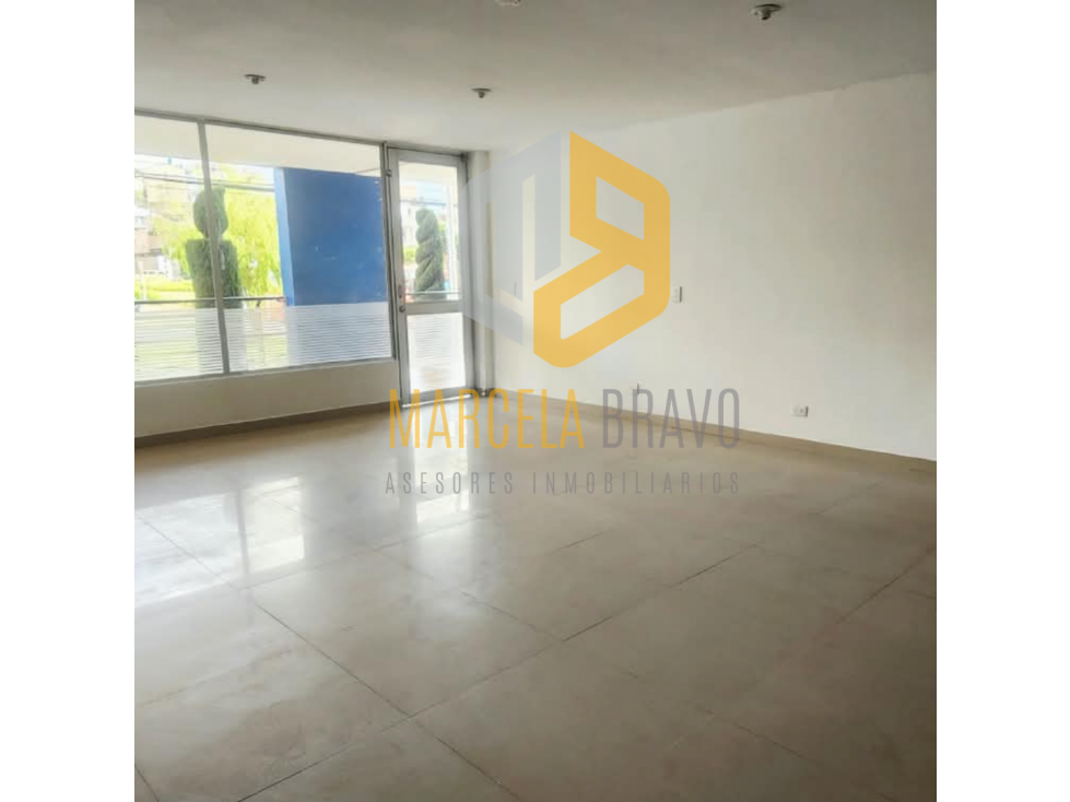 OPORTUNIDAD DE NEGOCIO, LOCAL EN ARRIENDO EN EXCELENTE UBICACIÓN.MB - 4