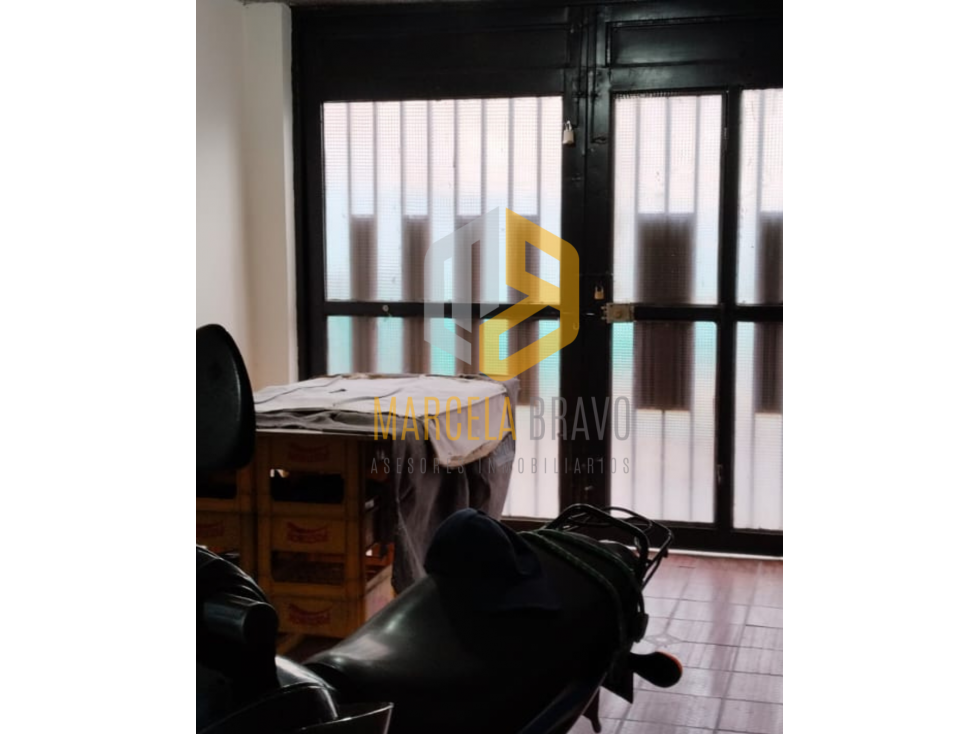 ESPECTACULAR CASA EN VENTA SECTOR HOSPITAL CIVIL.SC. - 3