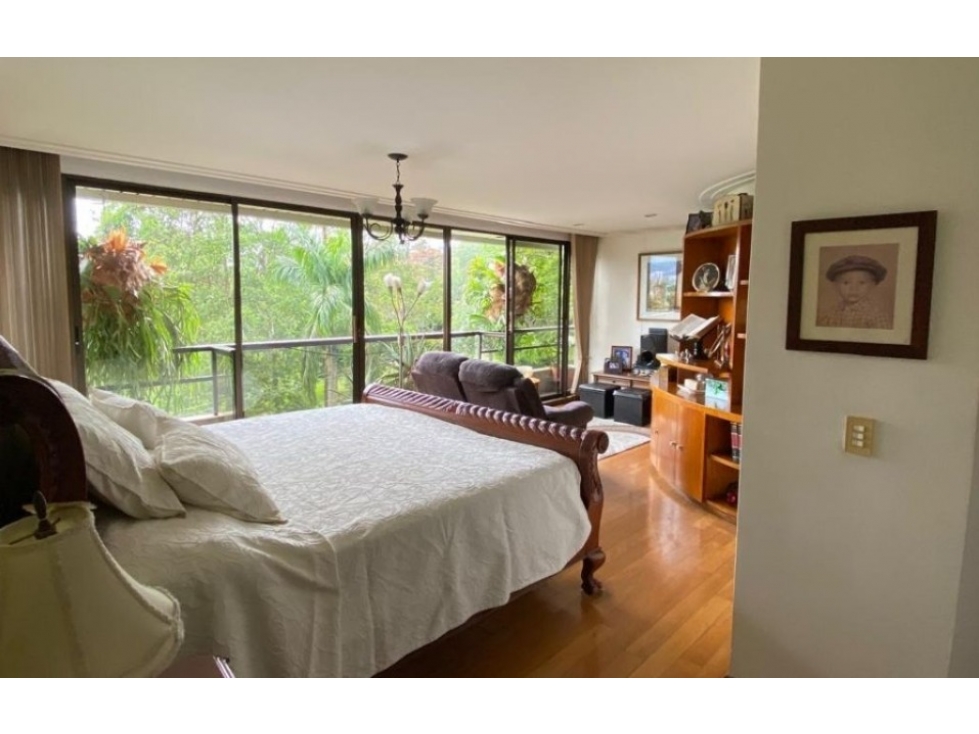 Apartamento en venta El Poblado Cerca al club Campestre — foto 4