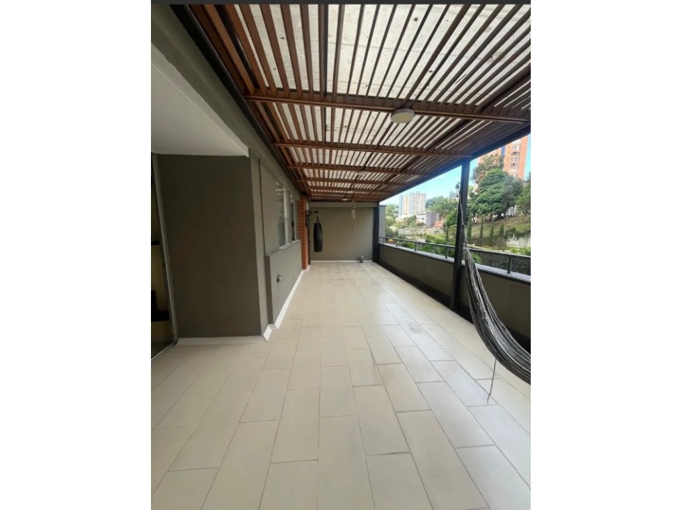Apartamento en venta en Alto Las Flores Sabaneta — foto 4