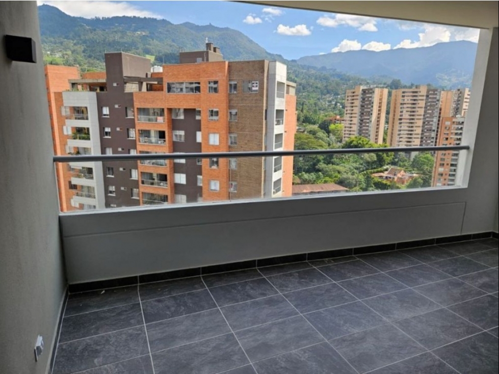 Apartamento en venta Loma Los Mesa Envigado