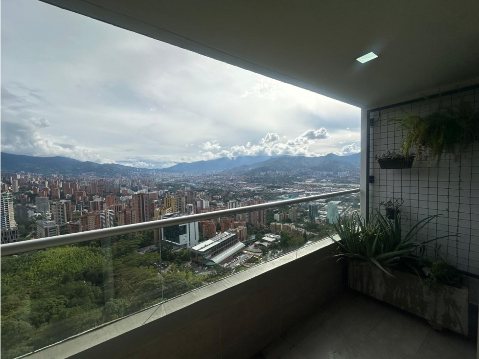 Apartamento en venta en Las Palmas Medellín — foto 4
