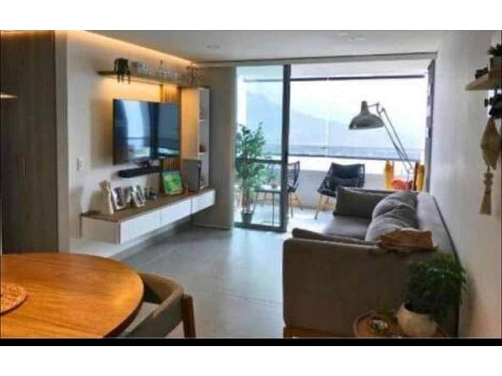 Apartamento en venta en El Chingui en Envigado — foto 2