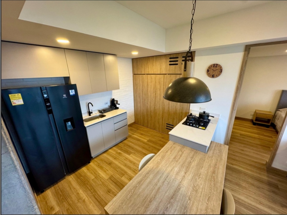 Apartamento Amoblado en venta en Loma Del Barro Envigado