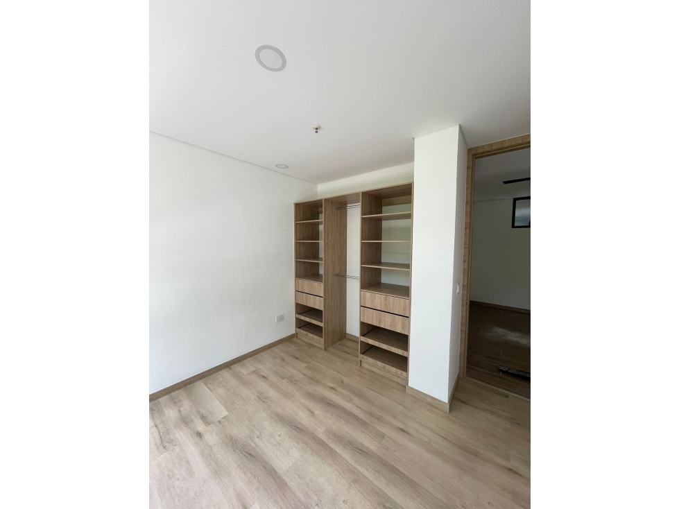 Apartamento en venta en Loma Del Escobero Envigado — foto 2