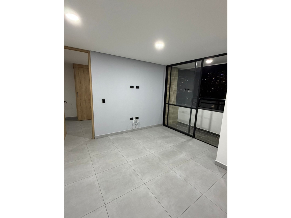 Apartamento en venta en sabaneta los Alcázares