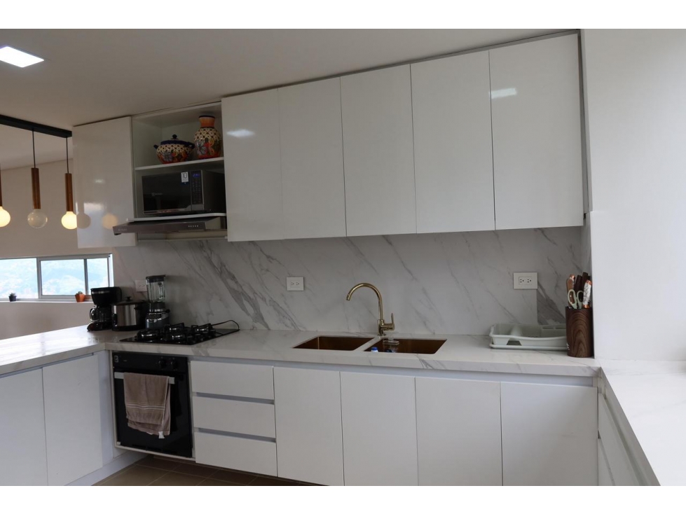 Apartamento en arriendo El Poblado Medellín — foto 4