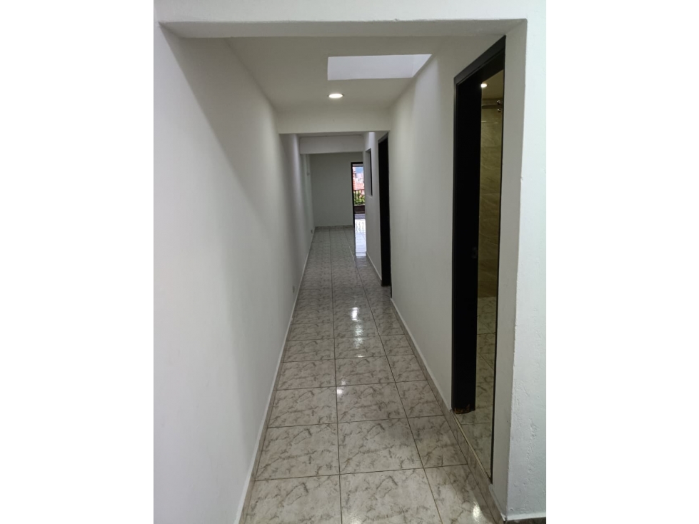 Apartamento Duplex en venta cerca al Parque de Bello — foto 4