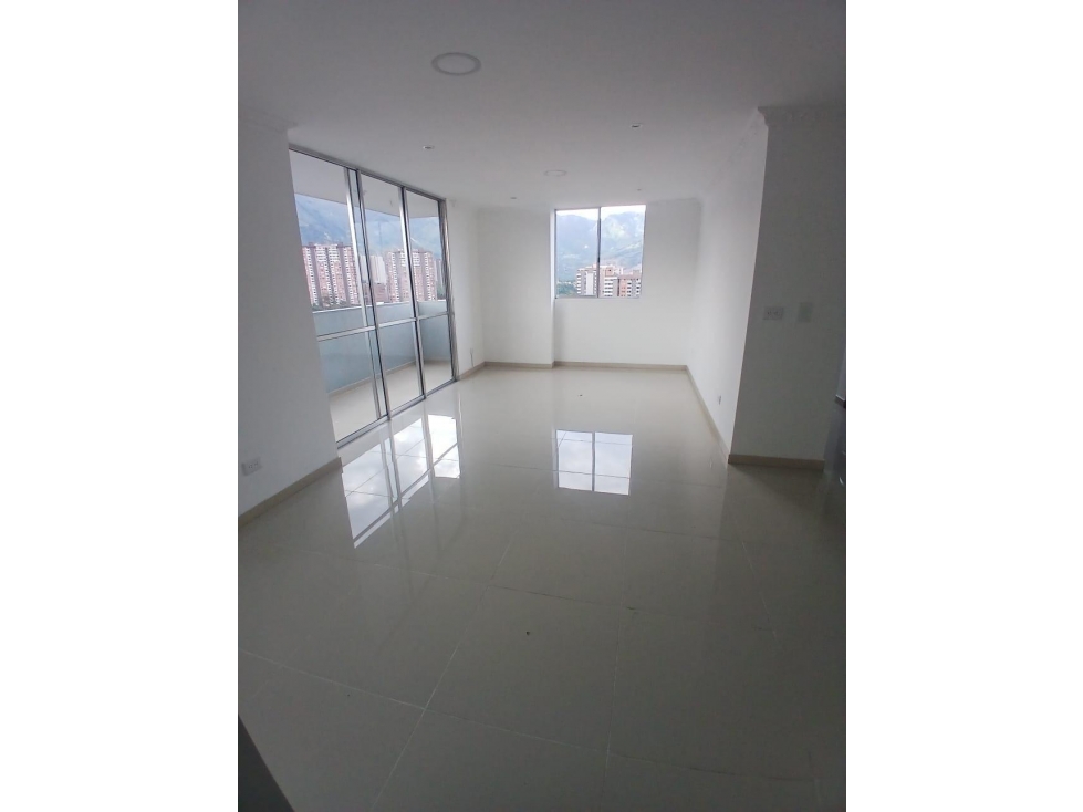 Apartamento en venta en Ciudad de los Puertos Bello — foto 2