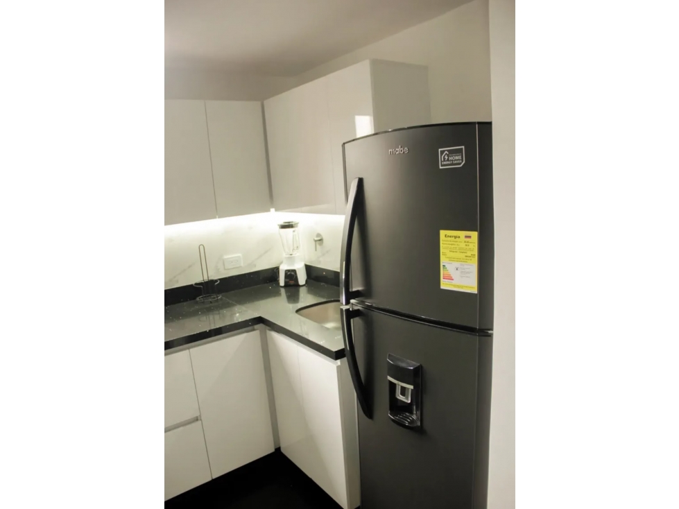 Apartamento Dúplex en Arriendo en El Poblado Medellín — foto 2