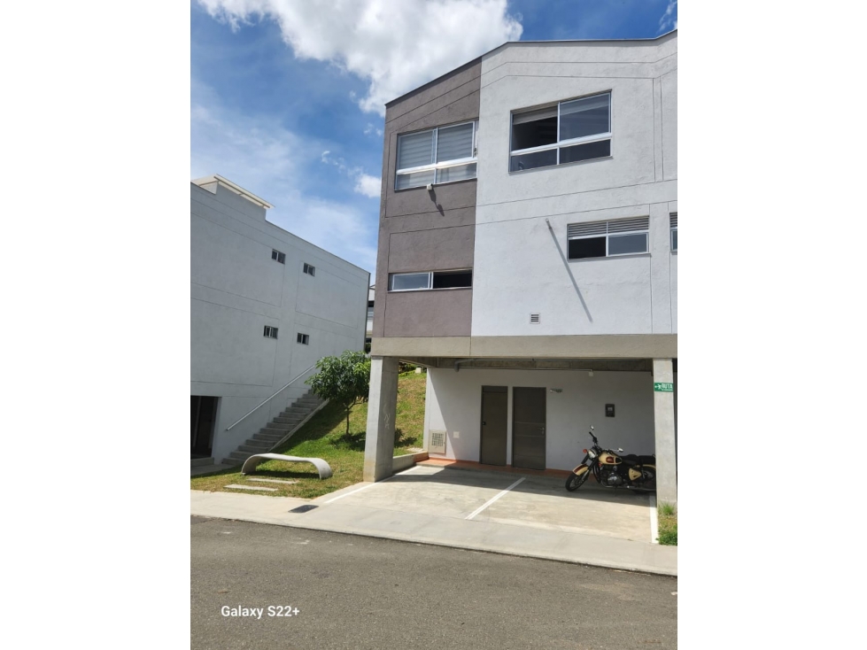 Casa Campestre en venta en Manga Arriba Girardota — foto 2