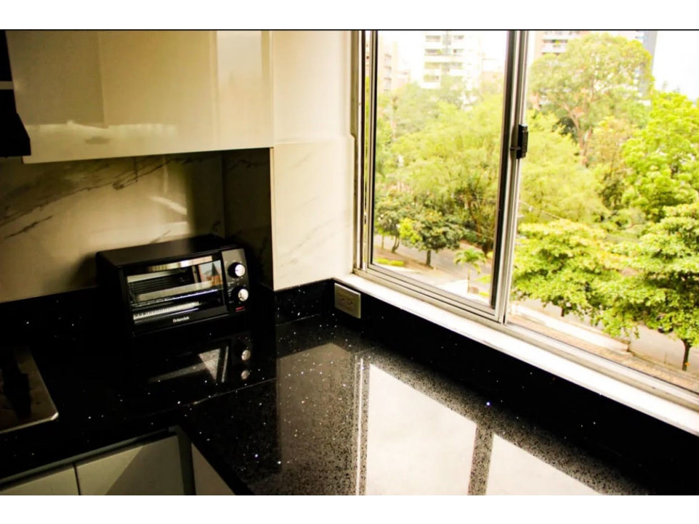 Apartamento Dúplex en Arriendo en El Poblado Medellín — foto 4