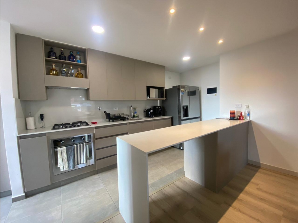 Apartamento en venta en Cumbres Envigado