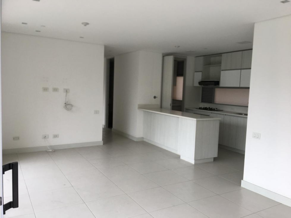 Apartamento en arriendo en Loma Del Chocho Envigado — foto 2