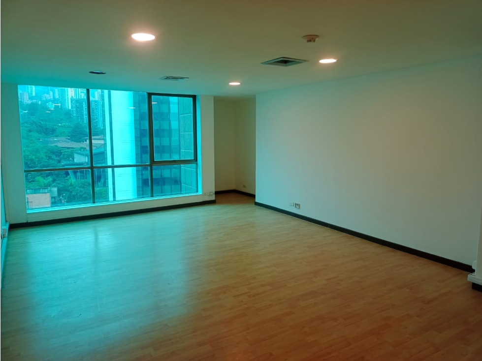 Oficina en Arriendo En El Poblado Medellín — foto 2
