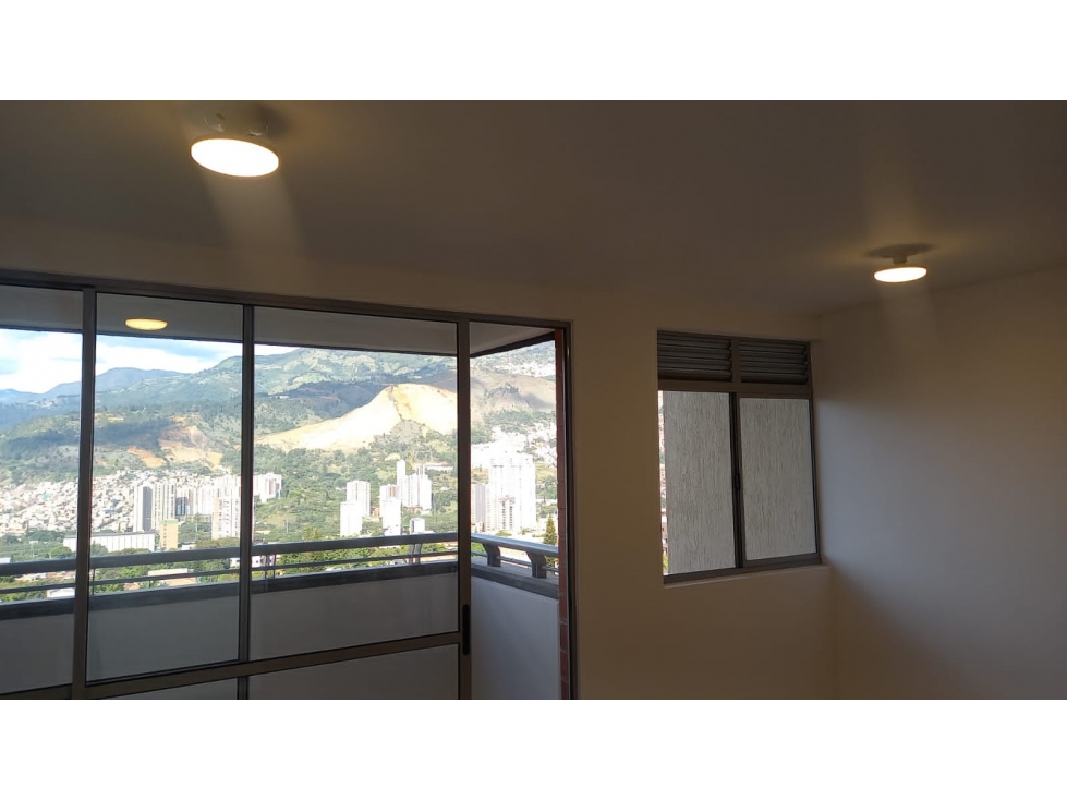 Apartamento en venta en Amazonia Bello — foto 2